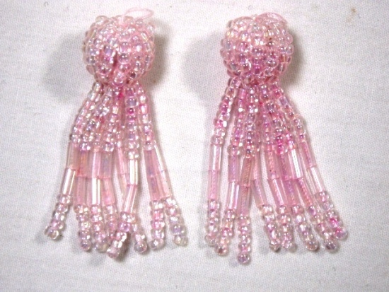 K9152  Pink Beaded Dangle Applique  Pair 1.5"