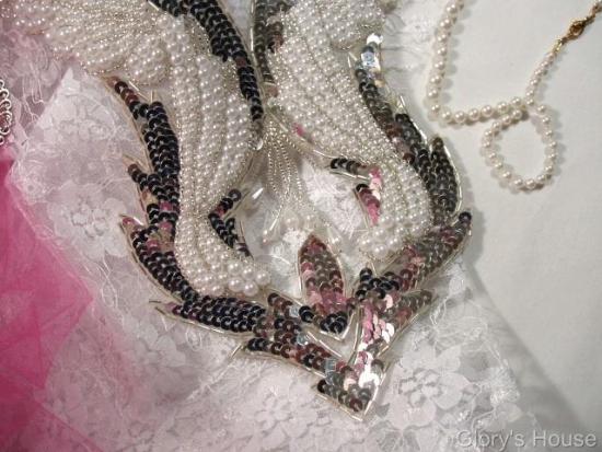 0047 Silver & Pearl Bodice Sequin Beaded Applique