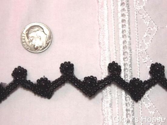 T9510  Black Zig Zag Beaded Trim
