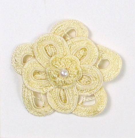 E5552 Yellow Double Floral Bouquet Applique 2.5"