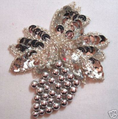 K8260  Silver Grape Cluster Pearl Sequin Beaded Applique 3.5"