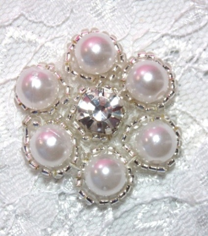 A0428A Rhinestone & Pearl Silver Beaded Applique 1-3/8"