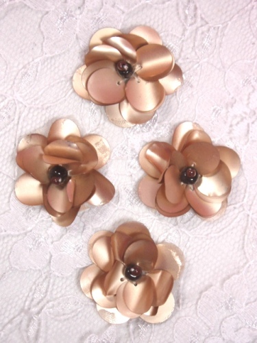 AE1590  Set of ( 4 ) Matte Gold Floral Beaded Sequin Appliques 1"