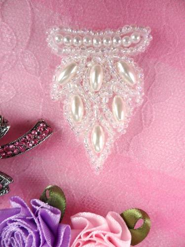 AFS3639 Crystal Iris Pearl Beaded Cluster Applique 1.75"