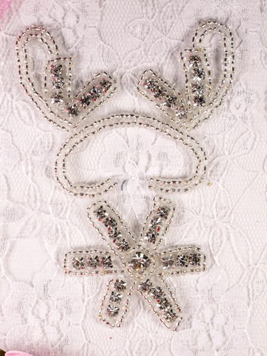 AXR66B Crystal Clear Silver Beaded Rhinestone Applique 4"