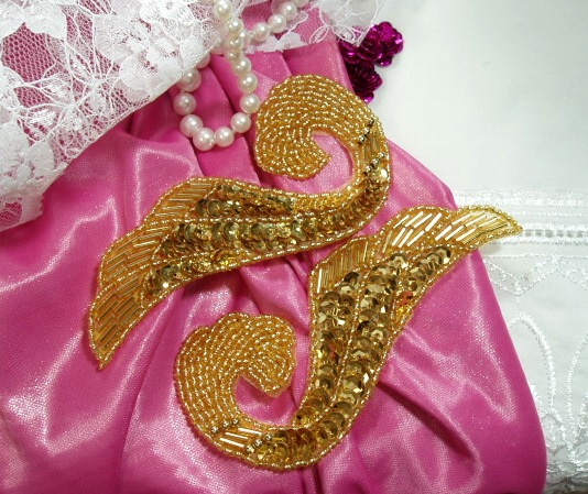 0123 Gold Swirl Mirror Pair Sequin Beaded Appliques
