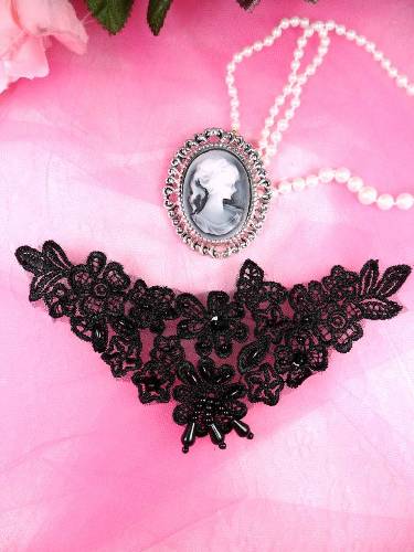 C114  Black Venise Lace  Applique 6.5"