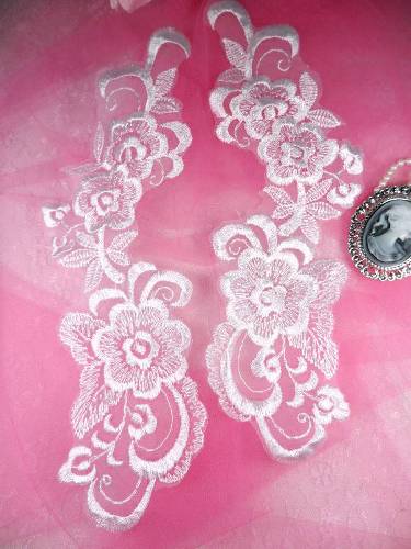 C117  White Floral Mirror Pair Appliques 11"