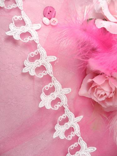 C336 White Fleur De Lis Venise Lace Trim 2.25"