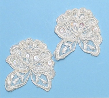 E3214  Ivory Mirror Pair Corded Lace Appliques 2"