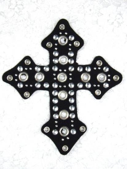 L5  Black Silver Leather Cross Beaded Applique 5"