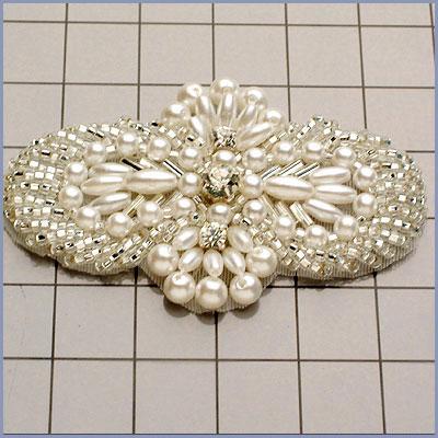 FS04 Silver Pearl  Beaded Rhinestone Applique 2.75"
