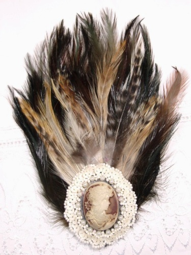 FB10 Cameo Feather Brooch Applique 8"