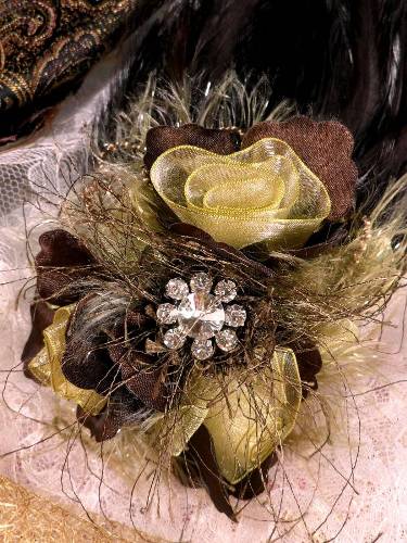 FB56 Brown & Beige Floral Rhinestone Feather