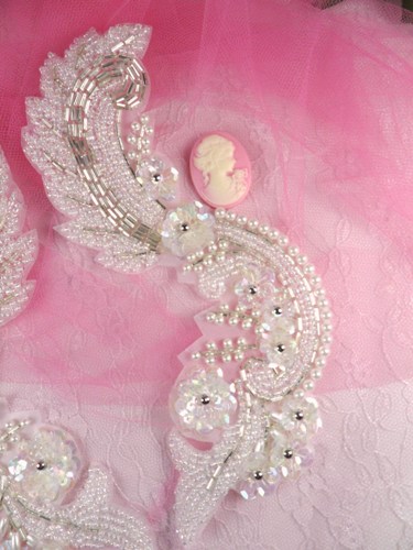 FS3316 Crystal AB Silver Pearl Mirror Pair Beaded Sequin  Appliques 7"