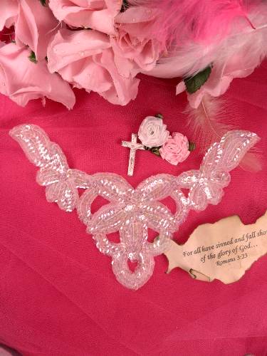 FS398B  Crystal AB Collar Sequin Applique 8.5"