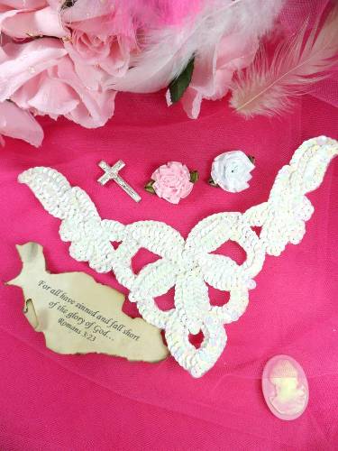 FS398B  White AB Collar Sequin Applique 8.5"