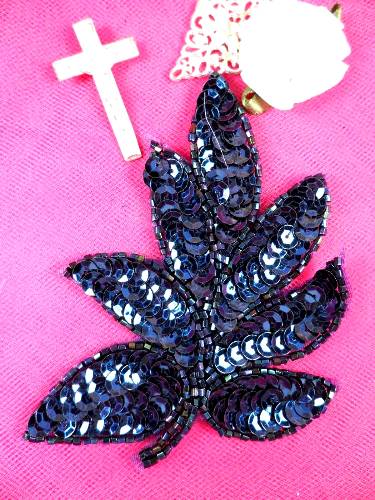 FS476 Navy Blue Leaf Sequin Beaded Applique 4"