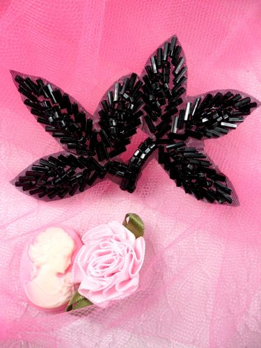 FS566 Black Beaded Leaf Applique 3.5"