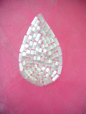 FS613 White Teardrop Beaded Applique 1.5"