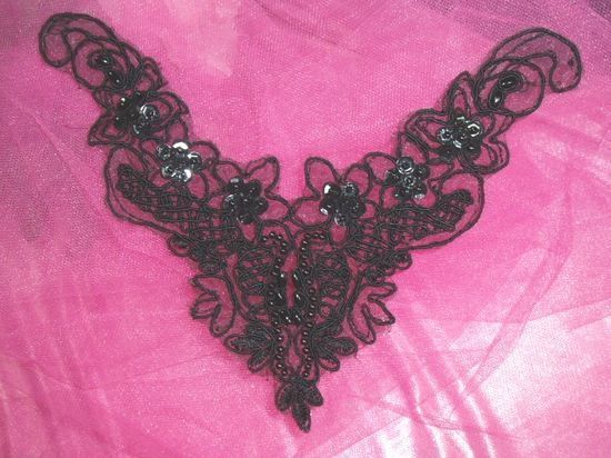 F17  Black Yoke Collar Beaded Venise Lace Applique 8"