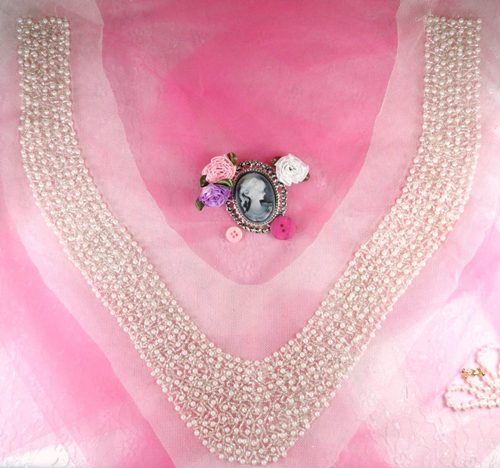 JB21 Reduced Silver Pearl Beaded Collar Neckline Applique 15"