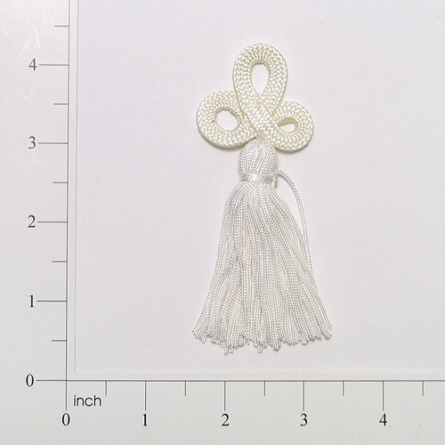E1044 White Loop Frog Tassel 4"