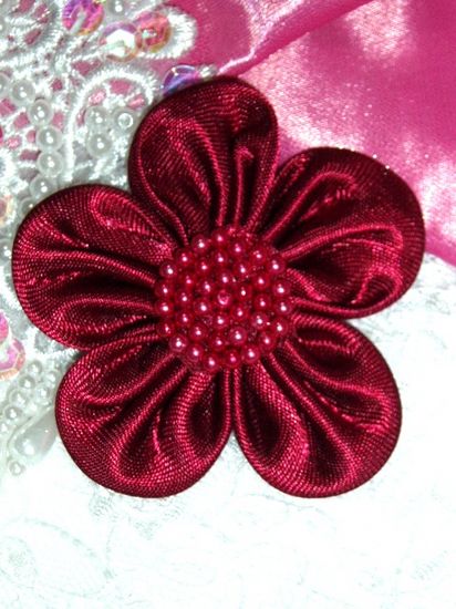 L11  Burgundy Wine Beaded Flower Applique 2.5"