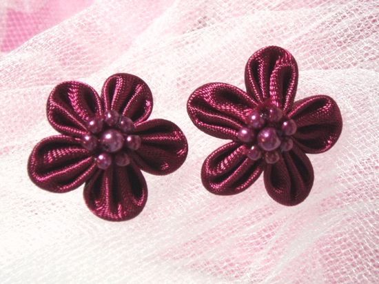 L14 Set of 2 Burgundy Flower Applique