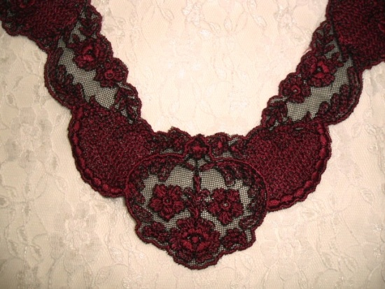 L25 Wine Yoke Collar Venice Lace Applique