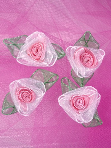 L53  Set of ( 4 ) Peach Ribbon Roses 1.5"