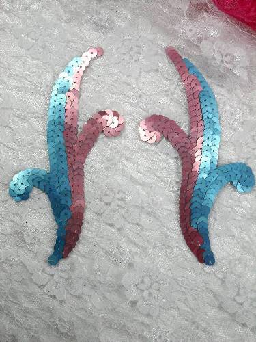 LC1431 Pink Blue Mirror Pair Sequin Appliques 5"