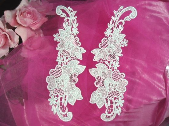 F29 White Mirror Pair Venise Lace Appliques 9.5"