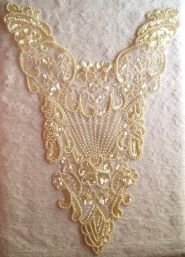 MA500 Ivory Bodice Beaded Sequin Applique 20"