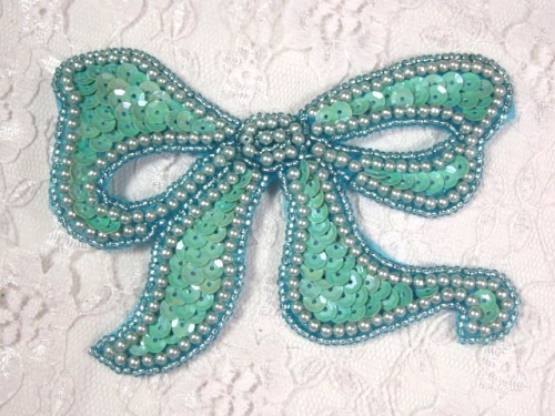 MA80 Teal Opaque Bow Sequin Beaded Applique 4"