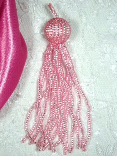 MA93 Pink Beaded Tassel 4"