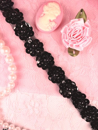T8884 Black Flower Beaded Sequin Trim 5/8"