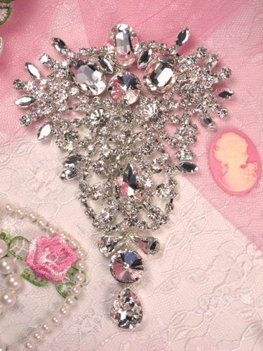TS14 Silver Crystal Clear Rhinestone Applique Embellishment 4.75"