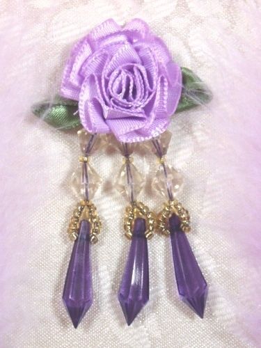 VD2  Lavender Purple Floral Dangle Beaded Applique 3"
