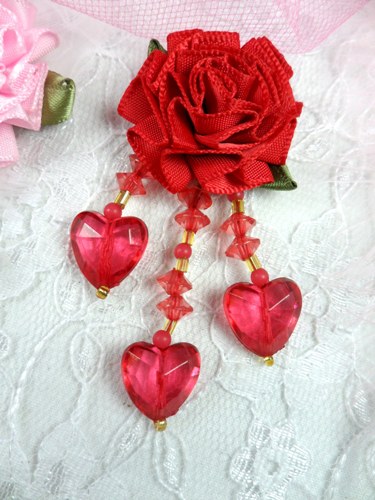 VD29 Red Heart Floral Dangle Beaded Applique