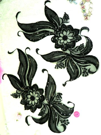 W17  Black Venise Lace Mirror Pair Beaded Sequin Appliques 13"