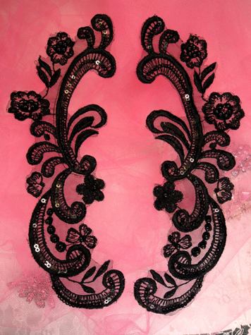 W19  Black Venise Lace Mirror Pair Beaded Sequin Appliques 8"