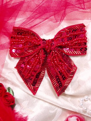 X0001  Red Bow Beaded Sequin Applique / Brooch 3.75"