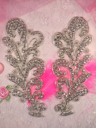 XR59X Crystal Clear Silver Beaded Mirror Pair Rhinestone  Applique 6"