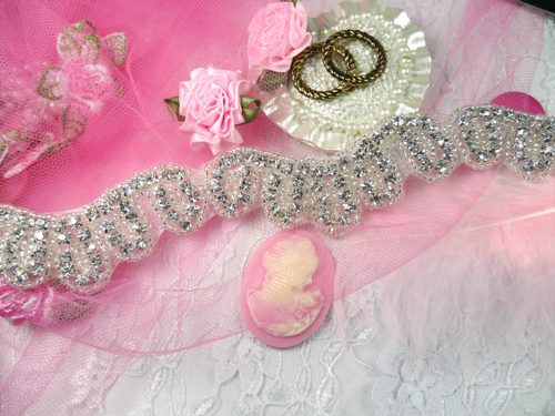 XR61 Crystal Clear Rhinestone Silver Beaded Trim