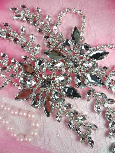 XR83  Silver Crystal Clear Rhinestone Applique Embellishment 9"