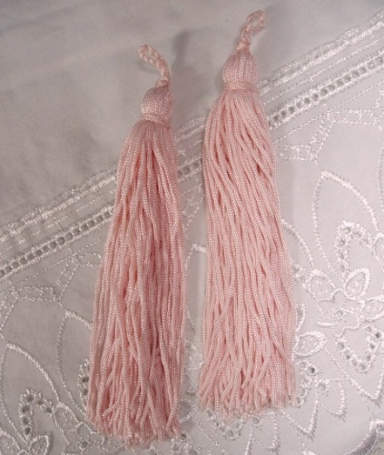 E1046 Set of 2 Pink Tassels 5.75"