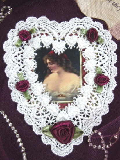 M2   White Burgundy Venise Lace Heart Picture Frame Magnet  Applique 4.5"