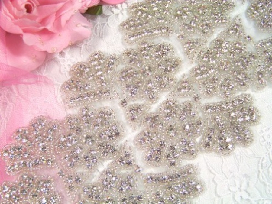 XR38 Floral & Fan Silver Beaded Rhinestone Trim 2.25"