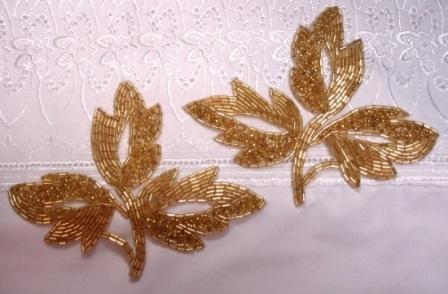 K8253  Gold Beaded Leaf 6" Mirror Pair  Appliques